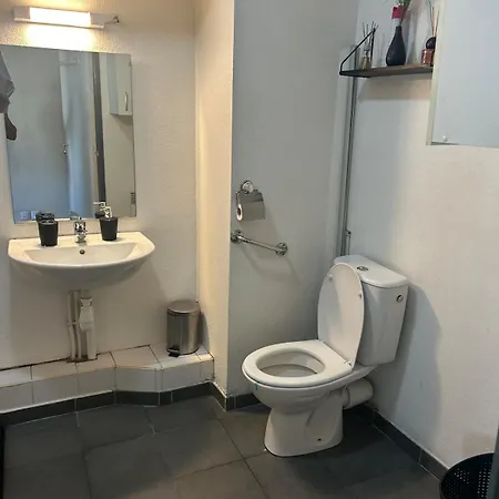 à Calme Et équipé Apartamento